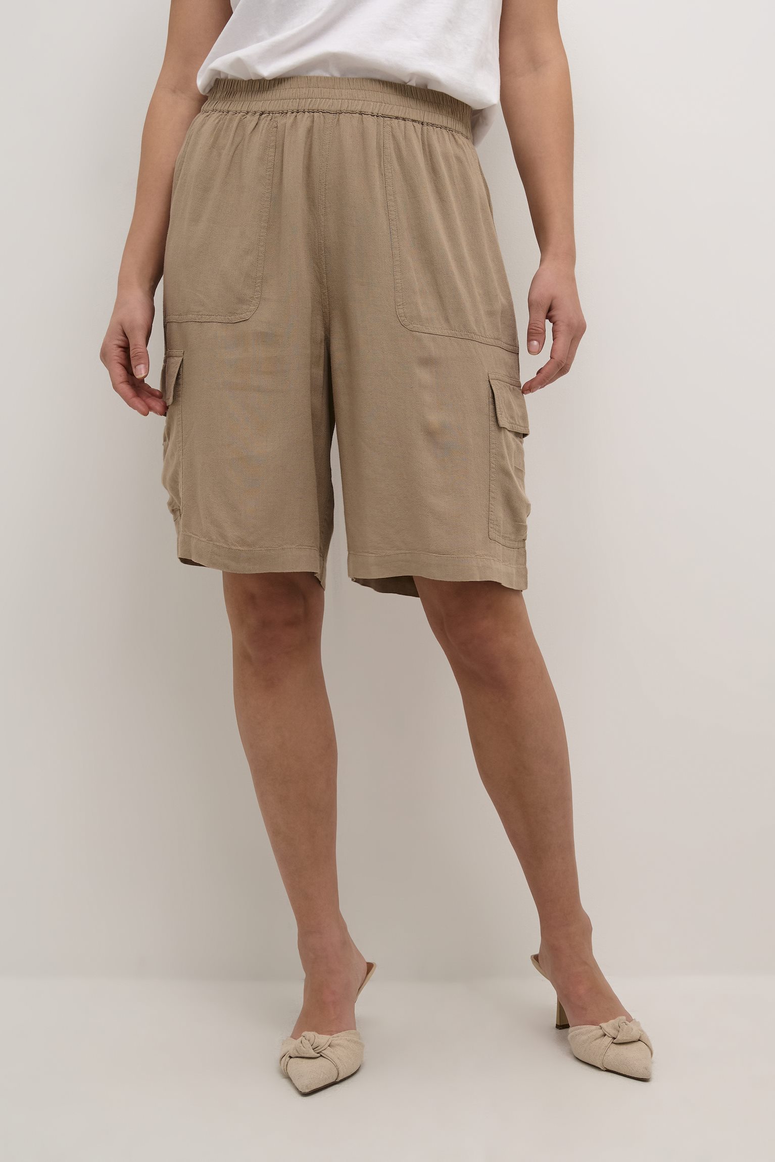 chinchilla-kamilia-linen-shorts (1)
