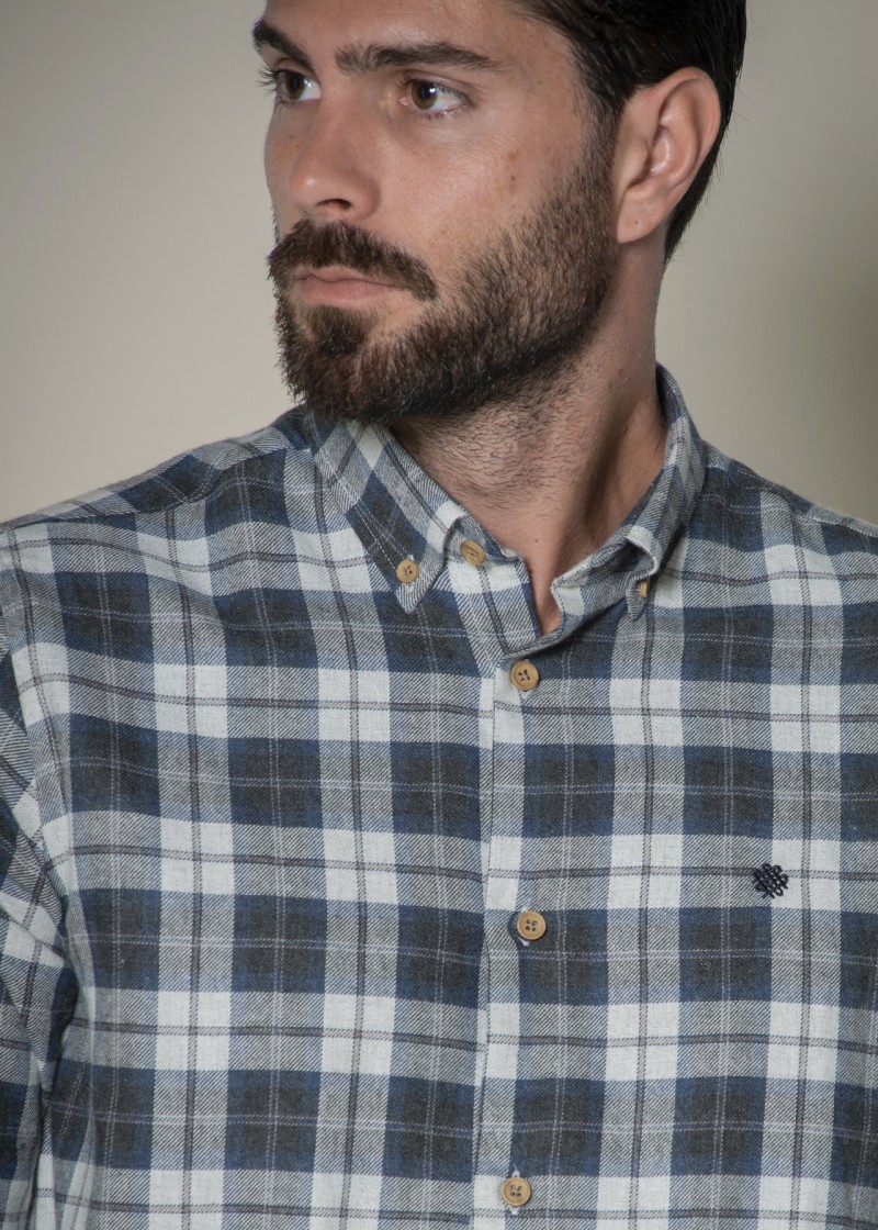 plaid-shirt-flannel-button-down 2